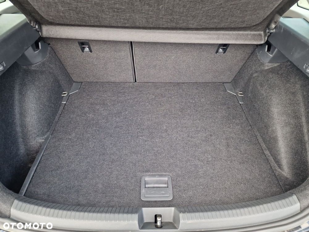 Volkswagen Taigo 1.0 TSI Life DSG - 21