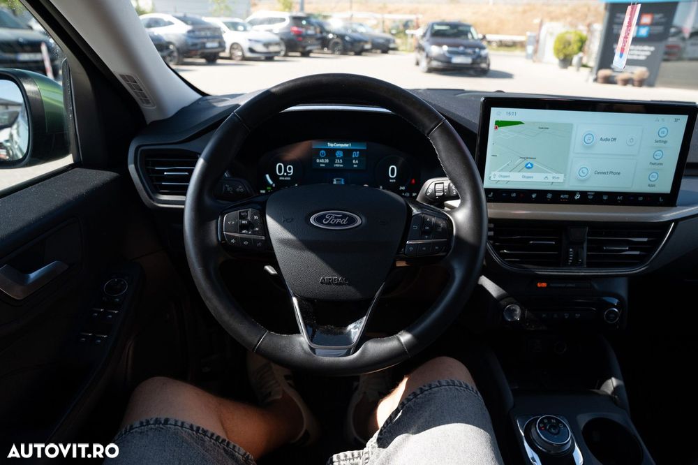 Ford Kuga - 9