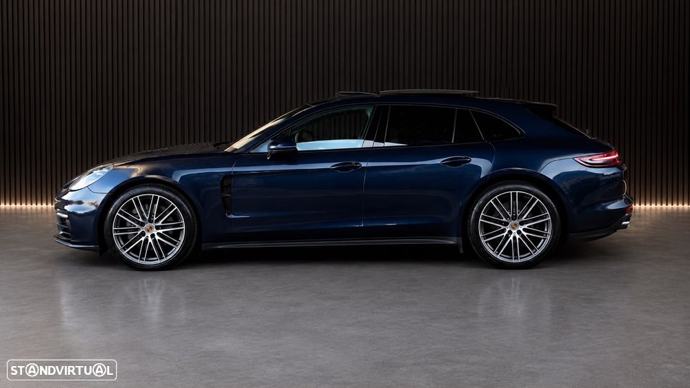 Porsche Panamera Sport Turismo - 3