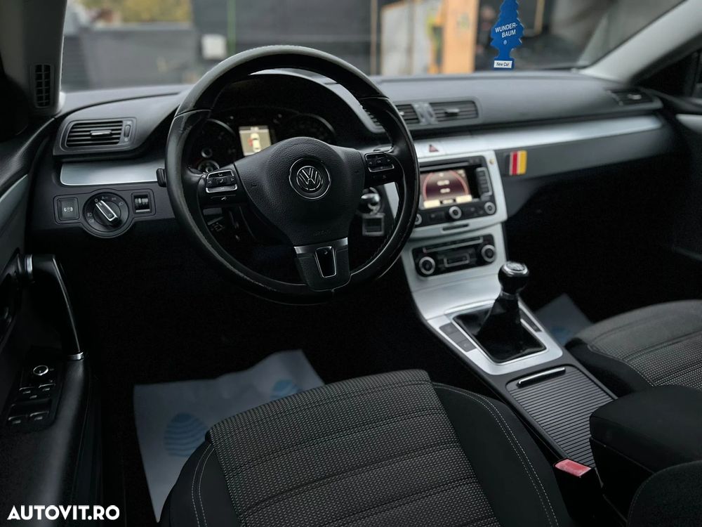 Volkswagen Passat CC 2.0 Blue TDI - 19