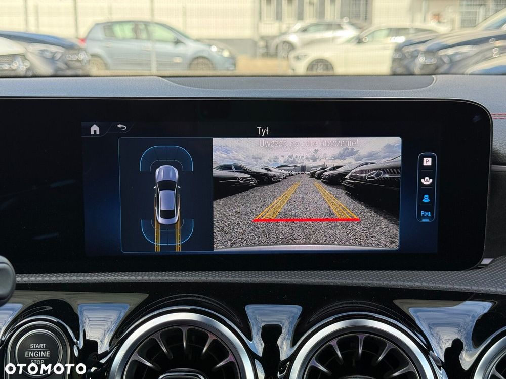 Mercedes-Benz CLA - 23