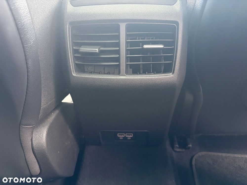 Peugeot 508 BlueHDi 130 EAT8 Allure - 24
