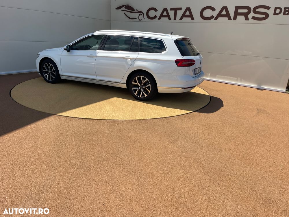 Volkswagen Passat 2.0 TDI DSG Highline - 10