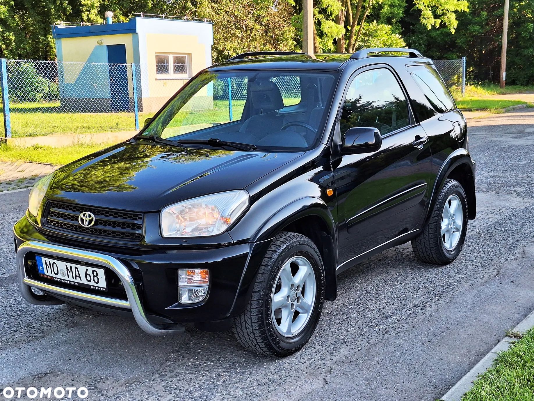 Toyota RAV4 - 1