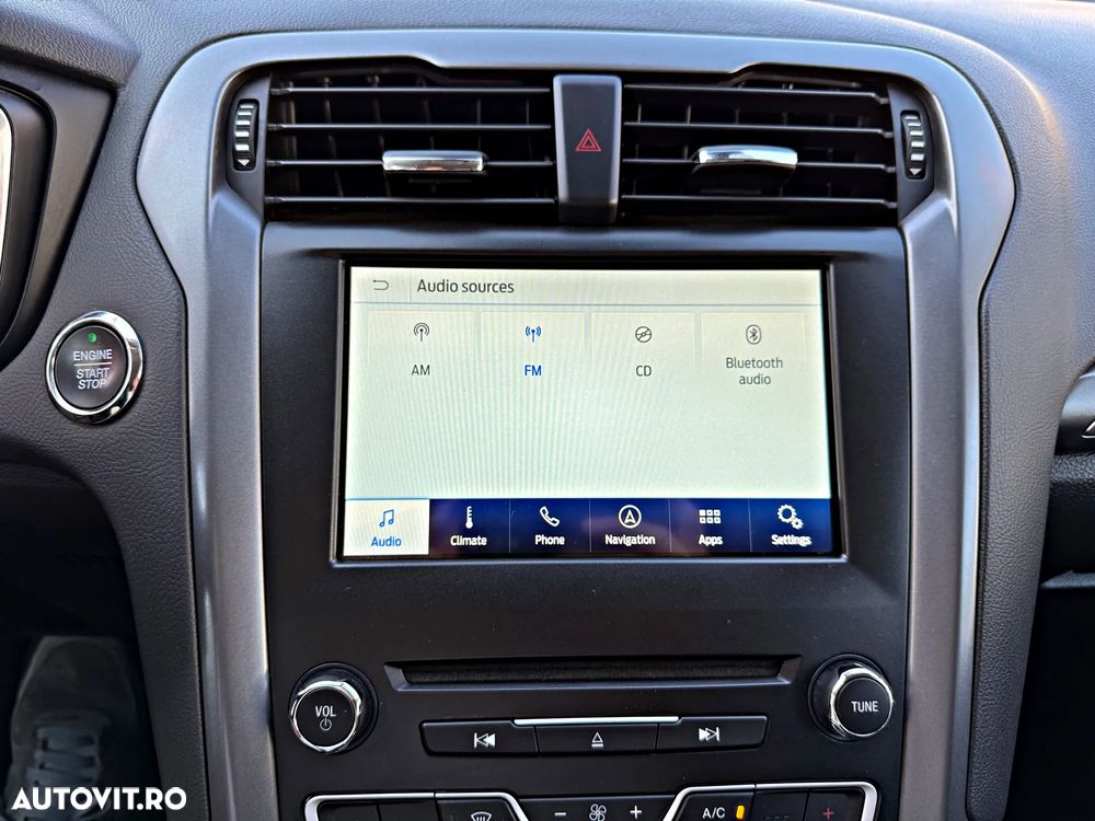 Ford Mondeo 2.0 TDCi Powershift Titanium - 32