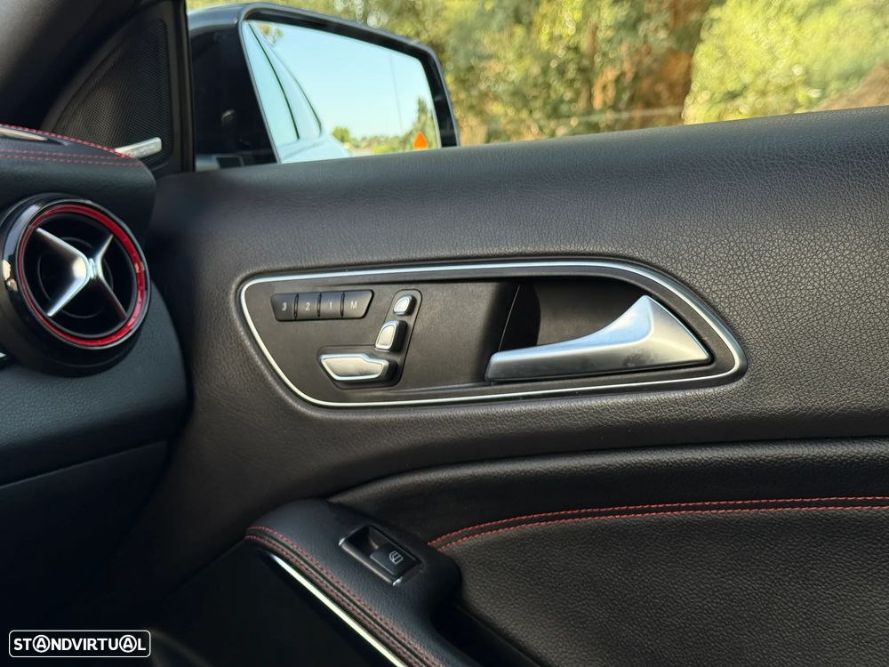 Mercedes-Benz GLA 45 AMG 4-Matic - 18