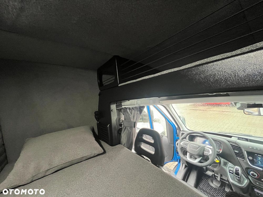 Iveco Daily 35S18HA8 Laweta z kabiną - 15