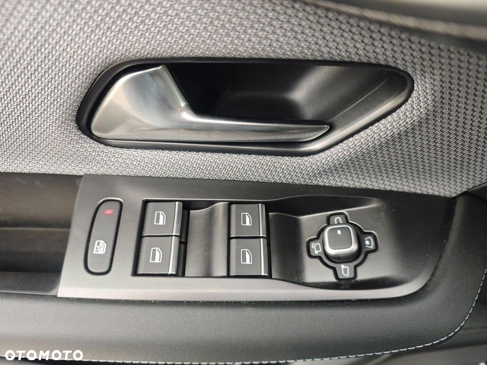 Opel Grandland - 17