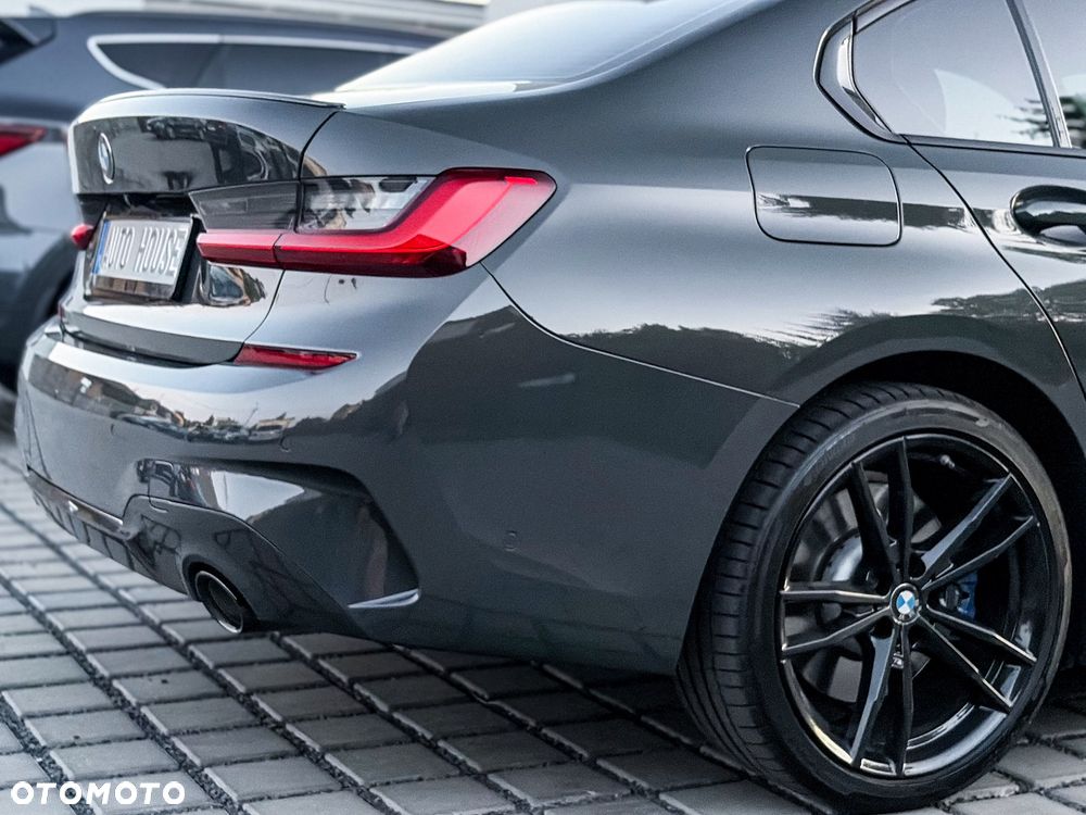 BMW Seria 3 330e M Sport - 19