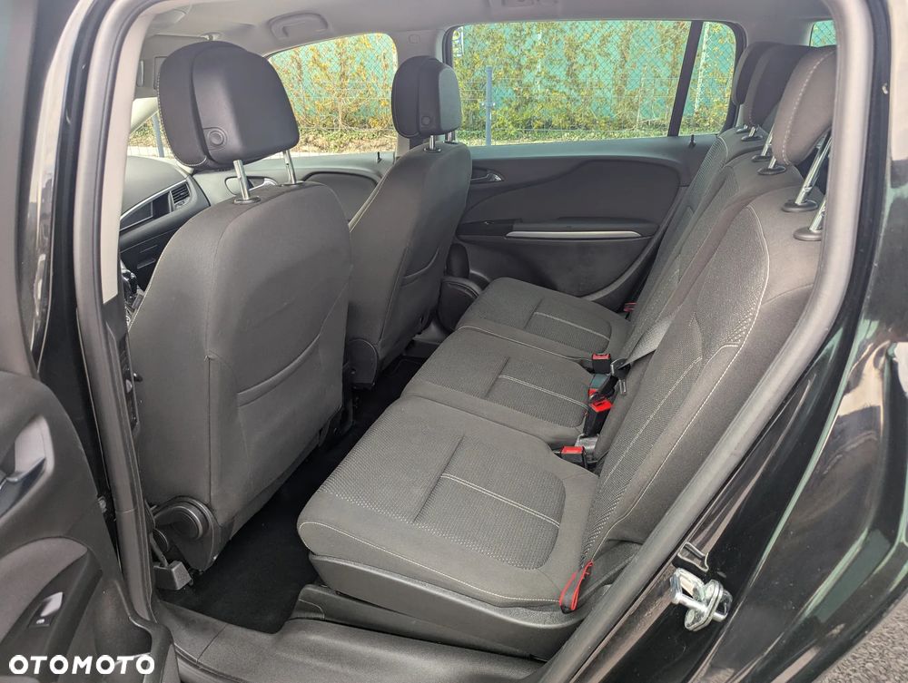 Opel Zafira 2.0 D (CDTI) Automatik Business Edition - 10