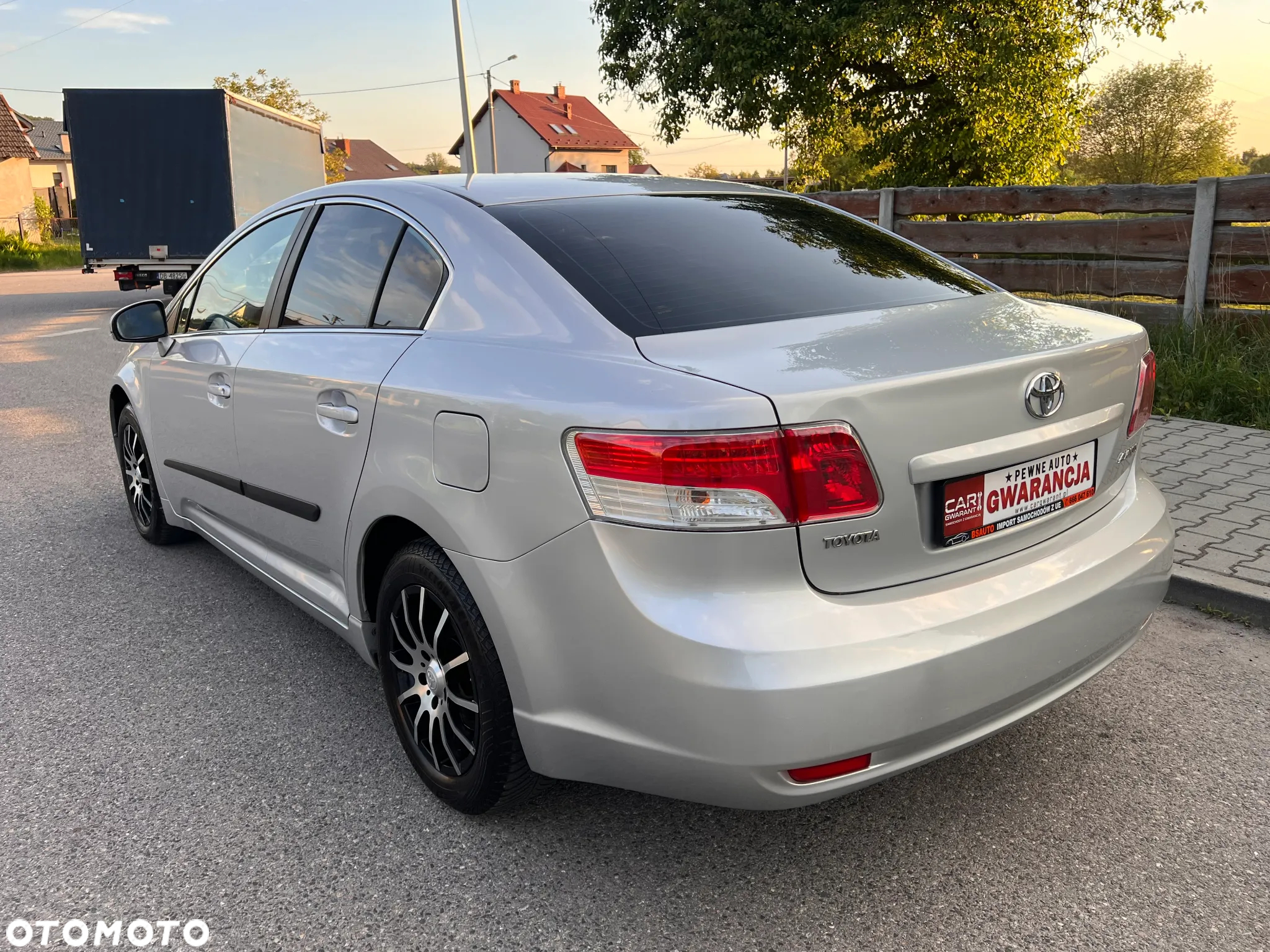 Toyota Avensis 1.8 Luna - 6