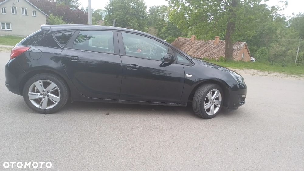 Opel Astra 1.4 T Enjoy - 4