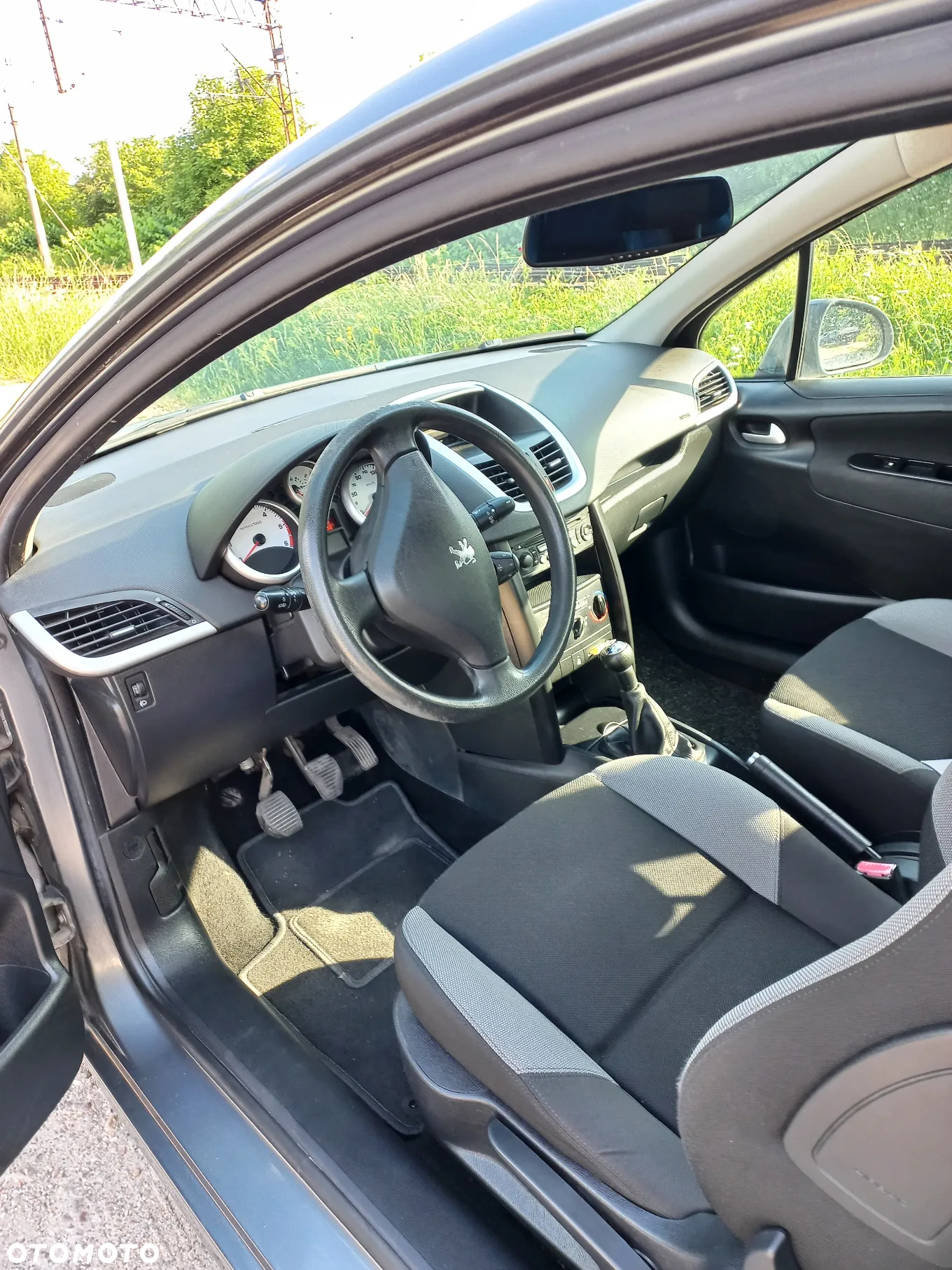 Peugeot 207 90 HDi FAP (Blue Lion) Urban Move - 11