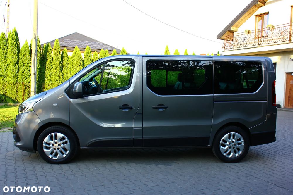 Renault Trafic 2.0 dCi - 15