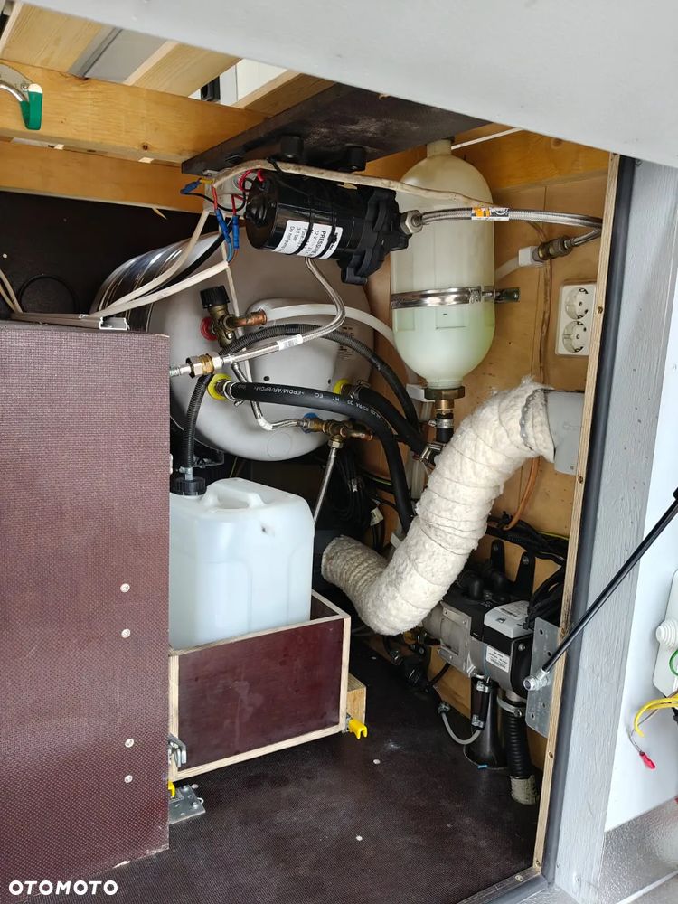 Mercedes-Benz 814 KAMPER LAZIENKA - 19