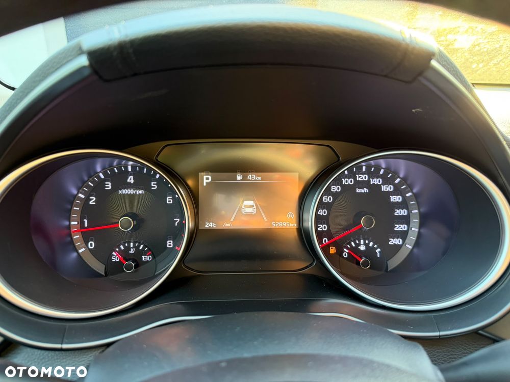 Kia XCeed 1.5 T-GDI Business Line DCT - 24