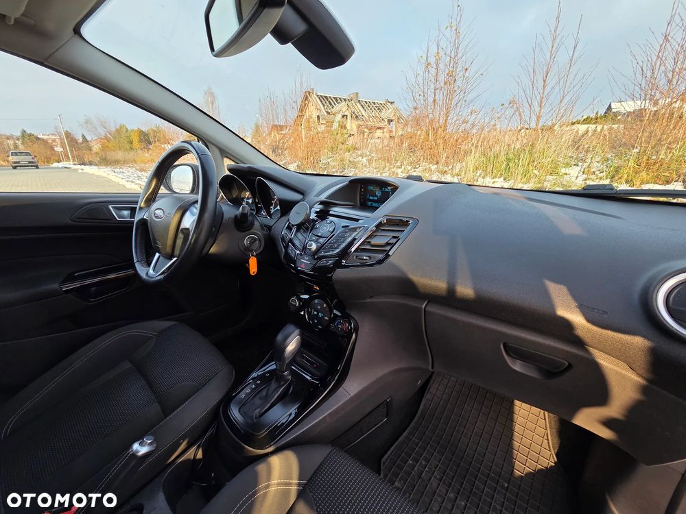 Ford Fiesta 1.0 EcoBoost Powershift Individual - 32