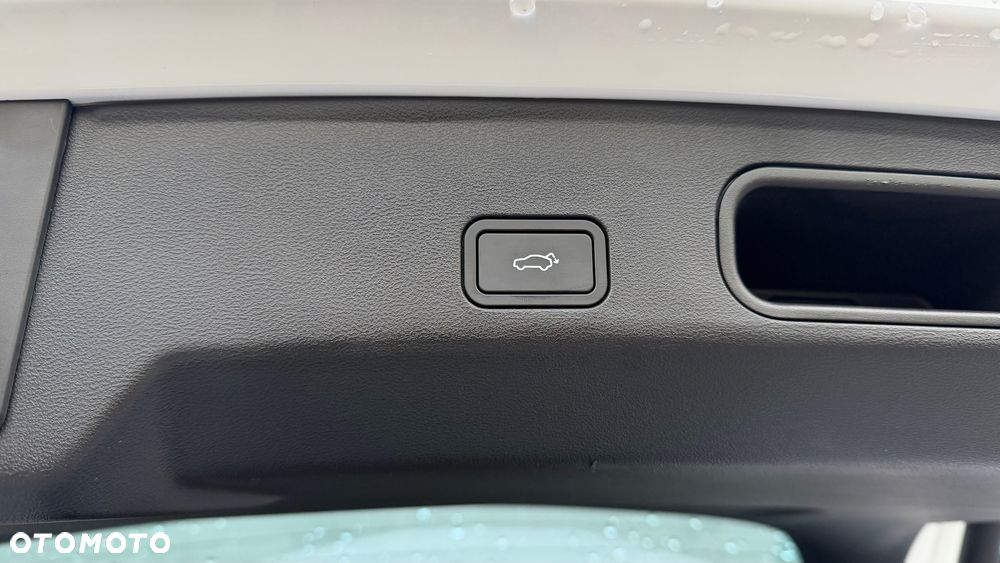Geely Galaxy L7 - 23