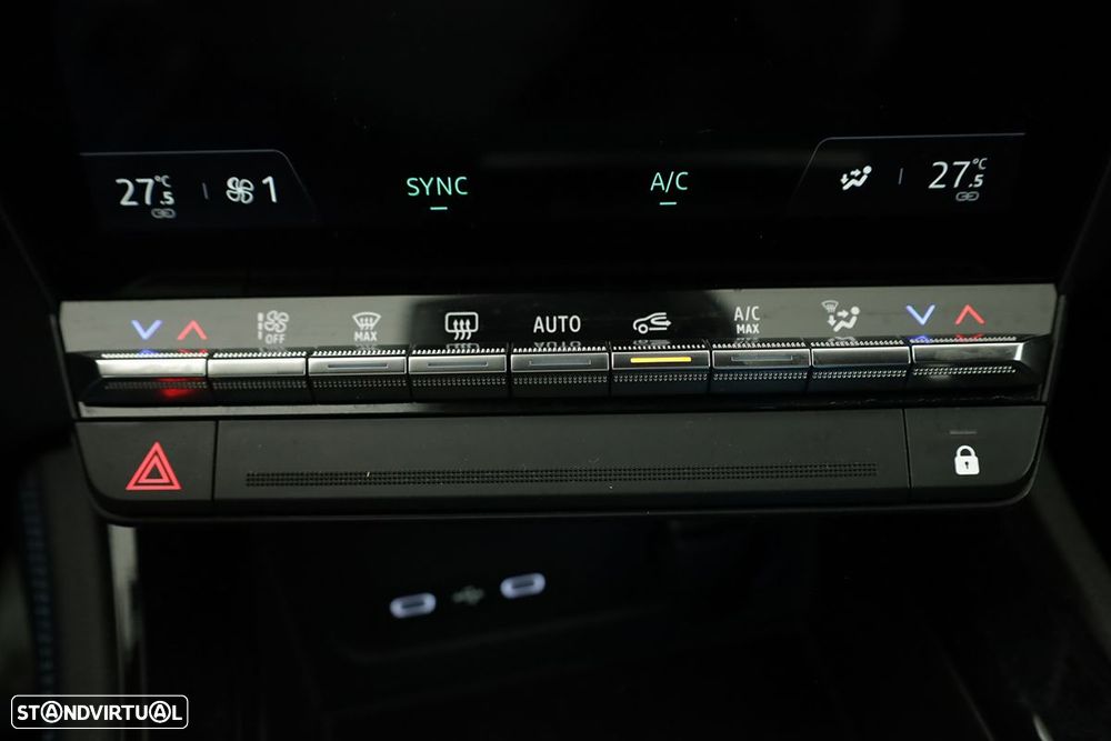 Renault Austral 1.2 E-Tech Techno Espirit - 13