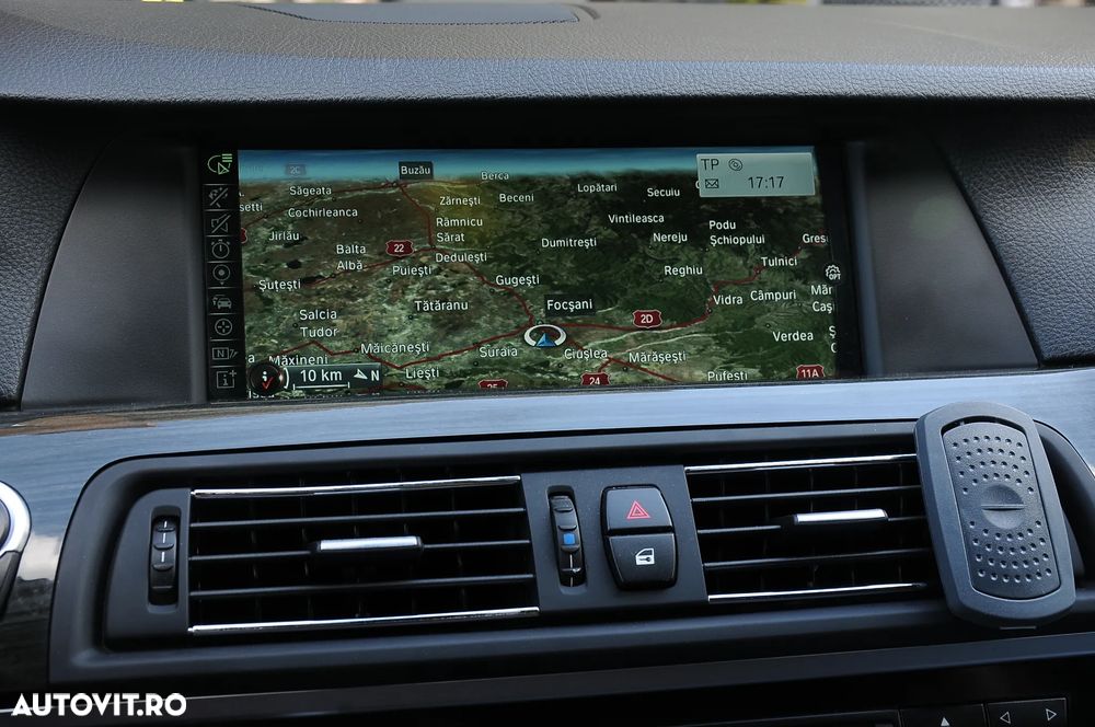 BMW Seria 5 520d Aut. - 17