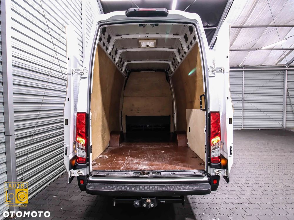 Iveco DAILY 35S15 BRYGADÓWKA 7 OSÓB - 13
