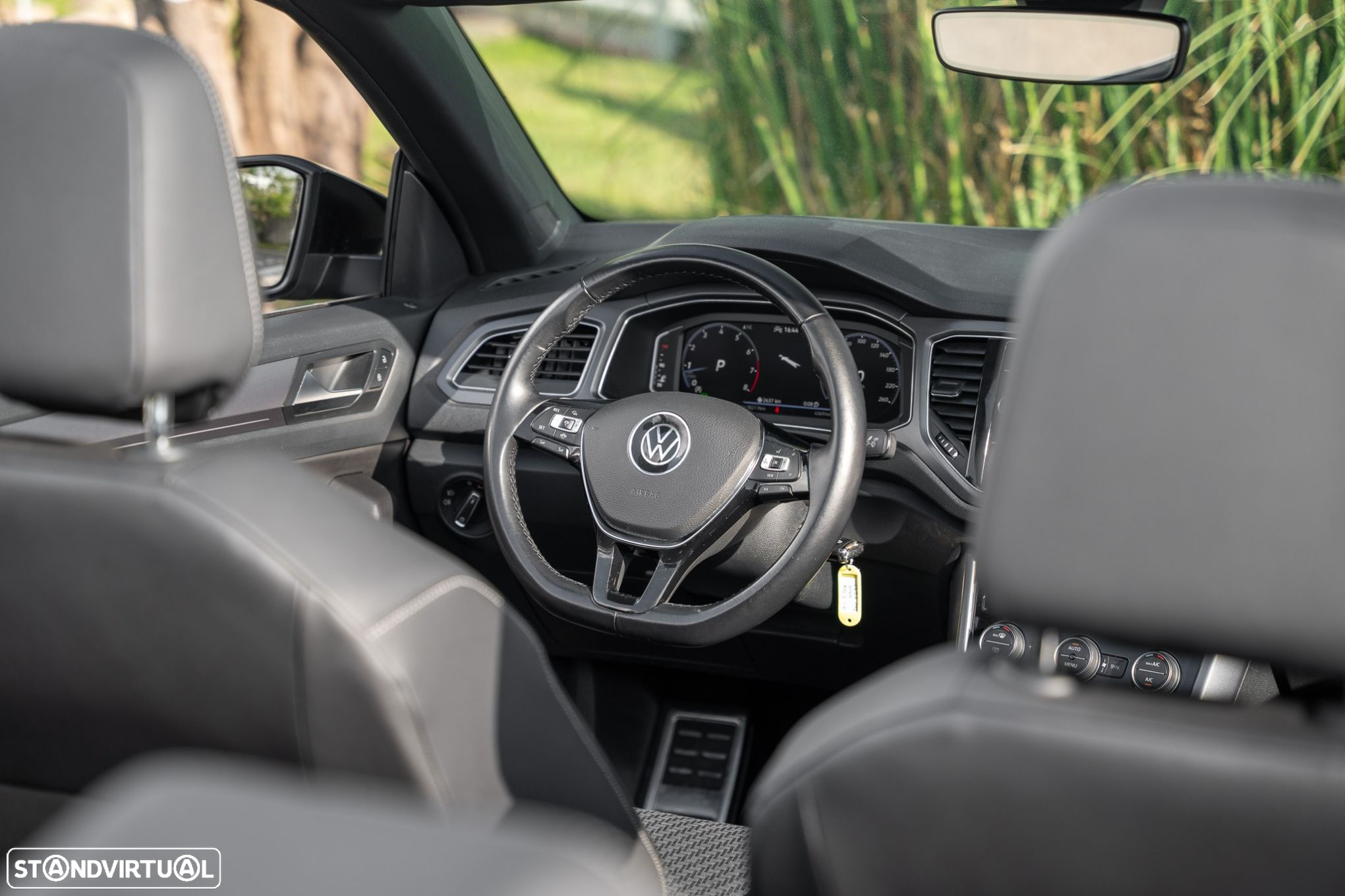 VW T-Roc Cabrio 1.5 TSI R-Line DSG - 25