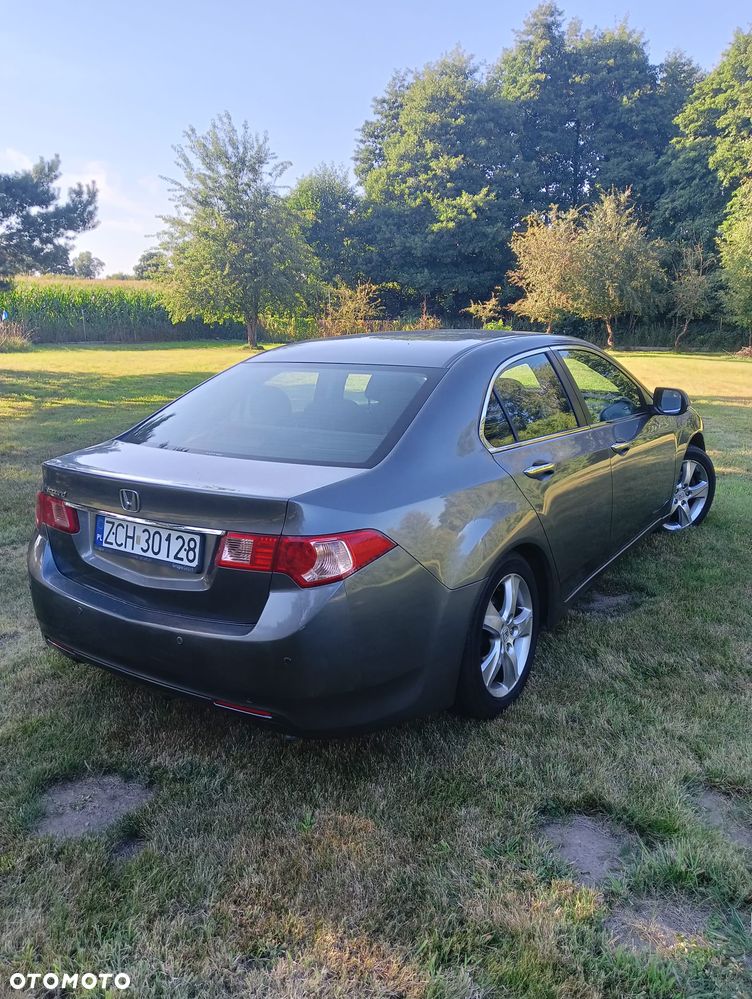 Honda Accord - 4