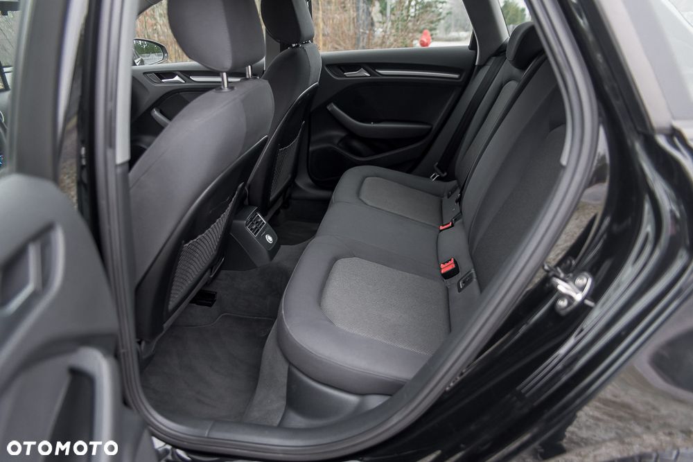 Audi A3 Sportback 1.6 TDI (clean diesel) Ambiente - 6