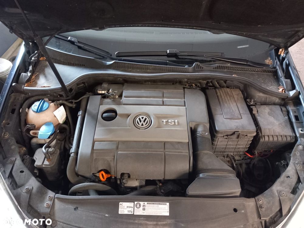 Volkswagen Golf - 22