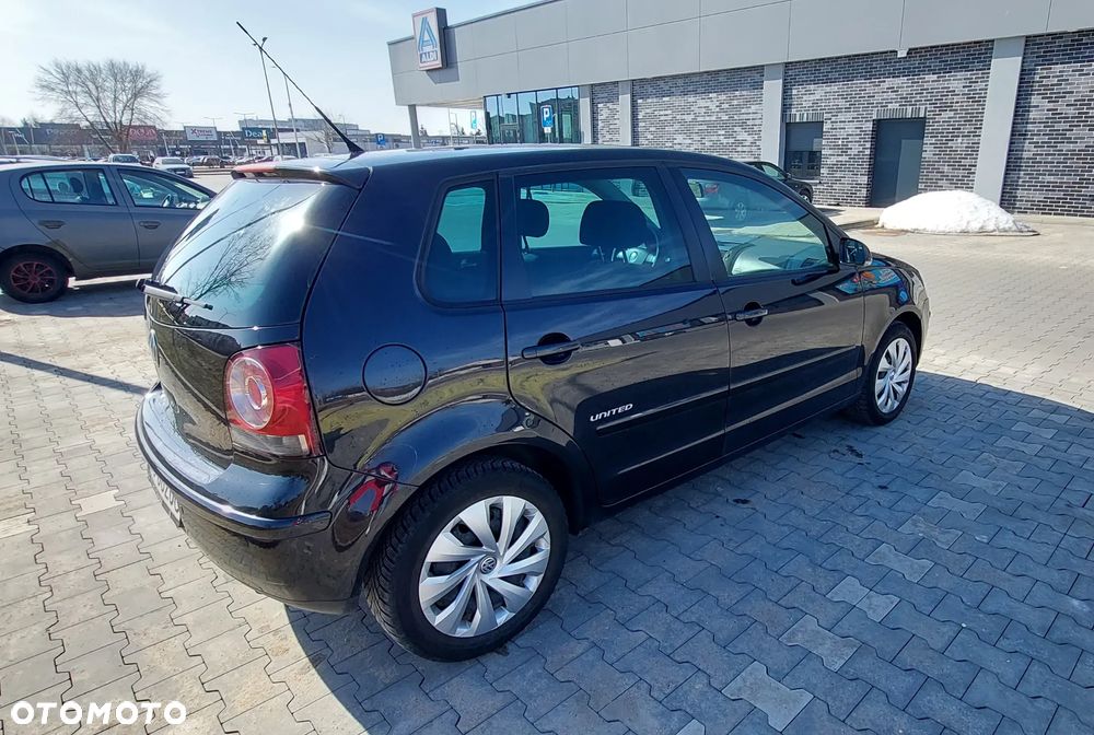 Volkswagen Polo 1.2 Trendline - 2