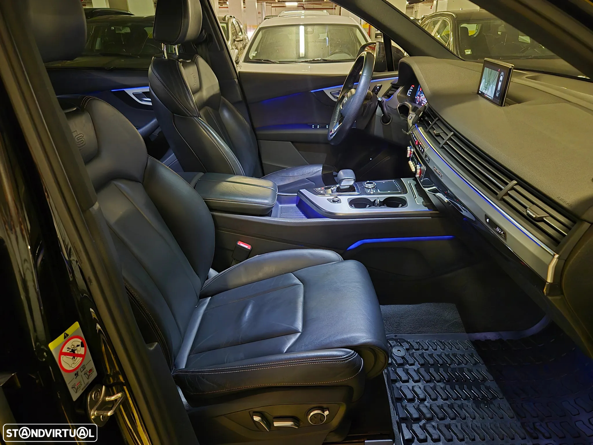 Audi Q7 3.0 TDI quattro S-line Tiptronic 7L - 39