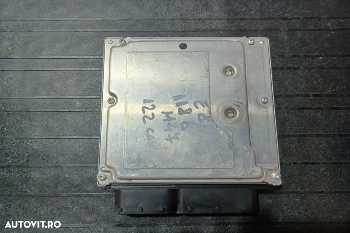 Calculator motor ECU 0281012335 0281012335 BMW Seria 1 E81/E82/E87/E8 - 2