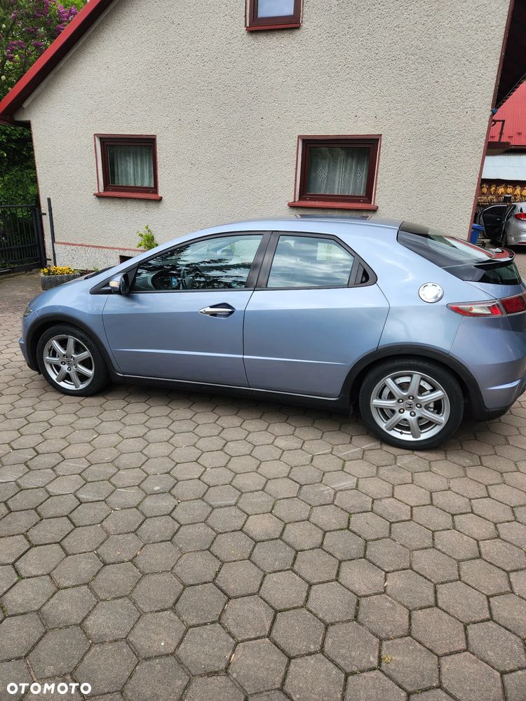 Honda Civic 1.8i-VTEC Sport - 3