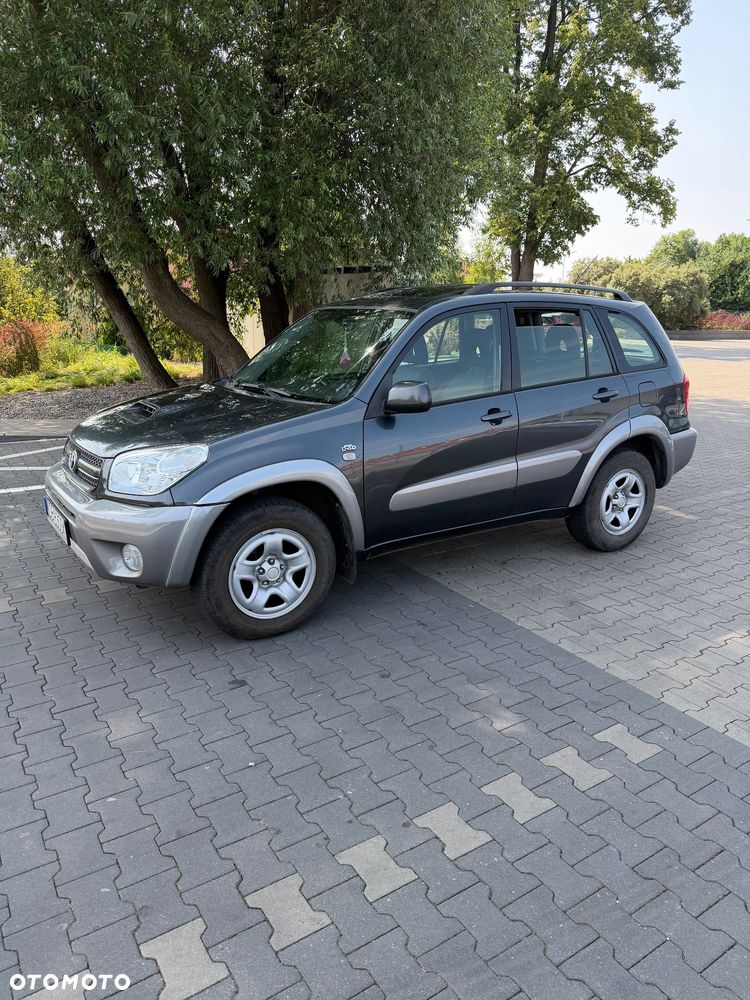 Toyota RAV4 2.0 D-4D 4x4 - 1