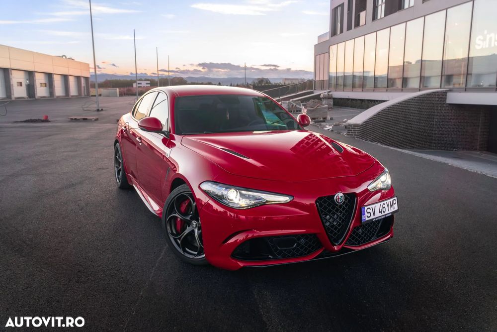Alfa Romeo Giulia 2.9 Turbo RWD AT8 Quadrifoglio - 1