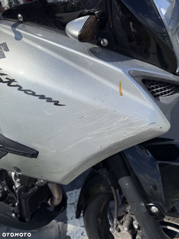 Suzuki V-STROM - 12