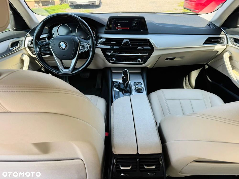 BMW Seria 5 520d - 11