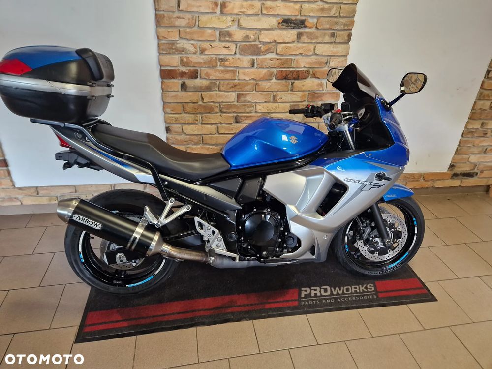 Suzuki GSX-F - Katana - 2
