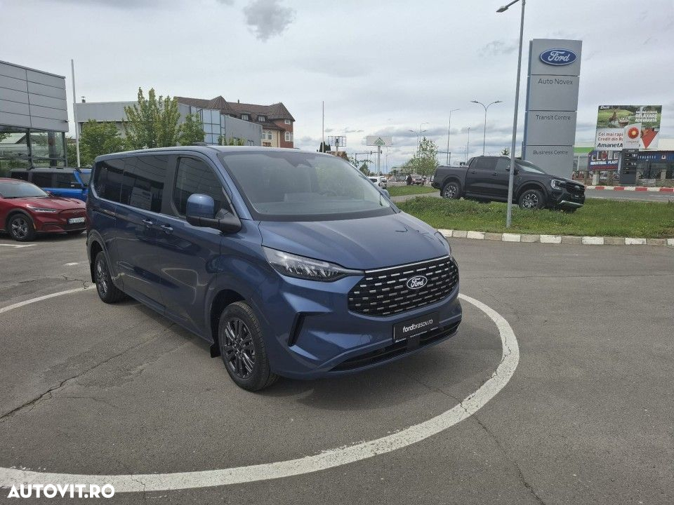 Ford Tourneo Custom - 2