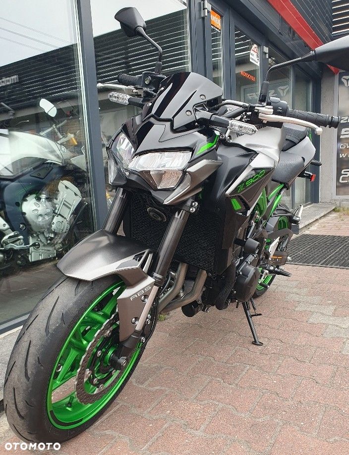 Kawasaki Z 900 - 3