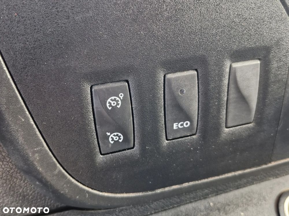 Opel Movano, L2H2, nawigacja, tempomat, hak, klima - 22