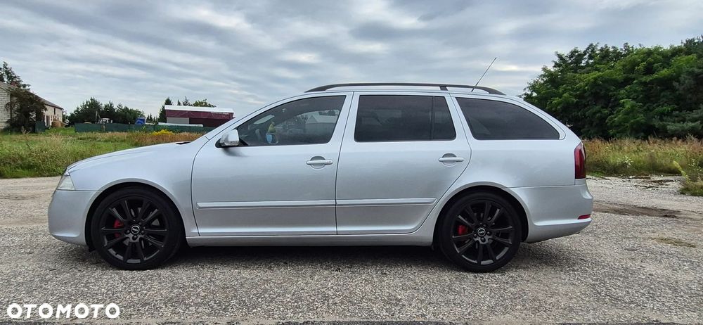 Skoda Octavia 2.0 TDI DPF RS - 8