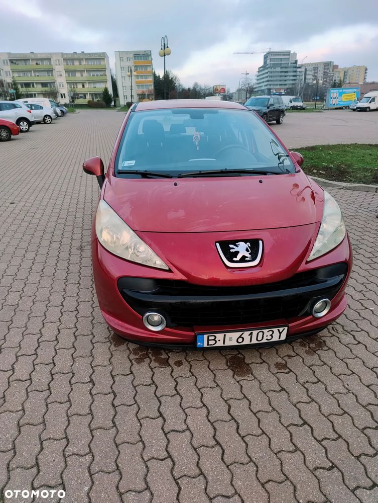 Peugeot 207 - 11