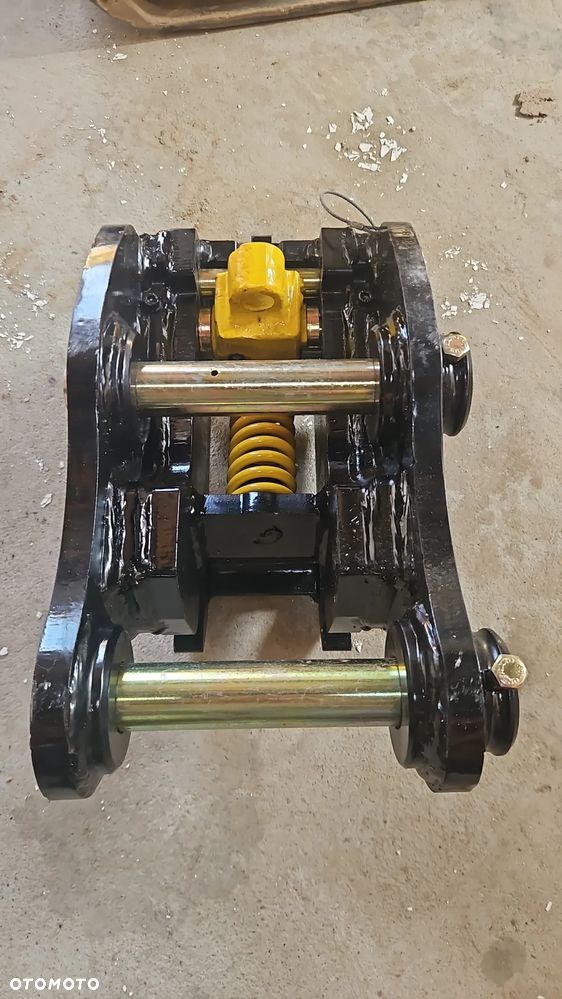 Nowe szybkozłącze oryginalne Takeuchi JCB Volvo Kubota Rhinox 30mm 2t do koparki koparka - 3