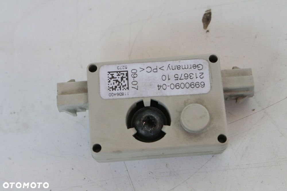 wzmacniacz anteny BMW E90 E91 - 4