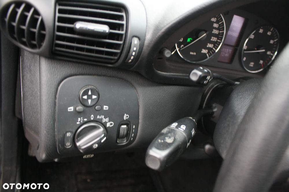 Mercedes-Benz Klasa C 160 Kompressor Sport Edition + - 21