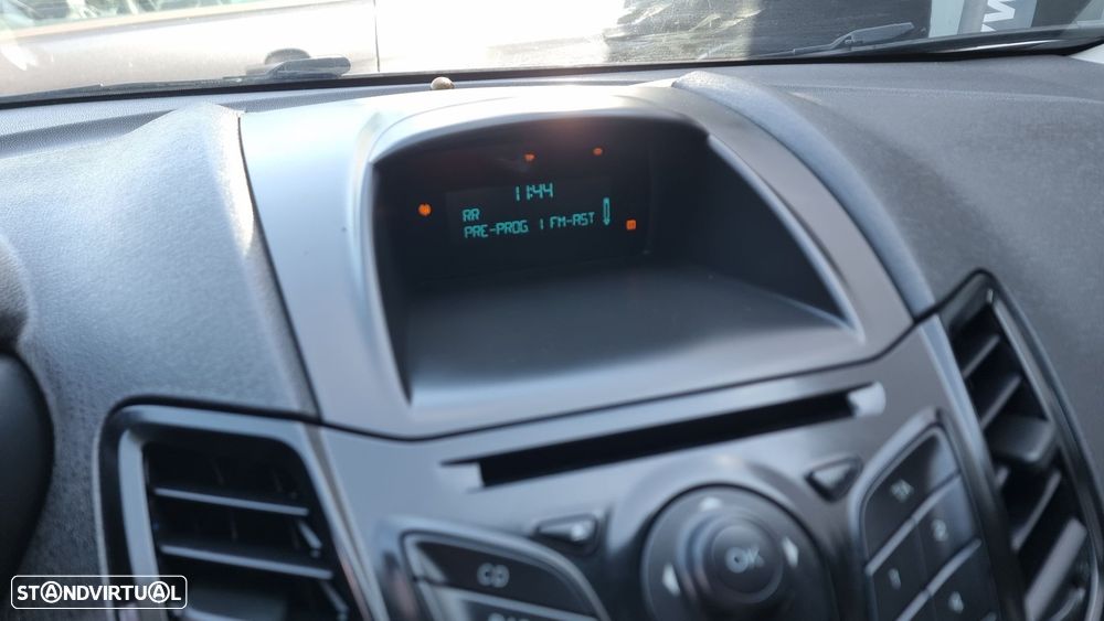 Ford Fiesta 1.0 Ti-VCT Titanium - 9