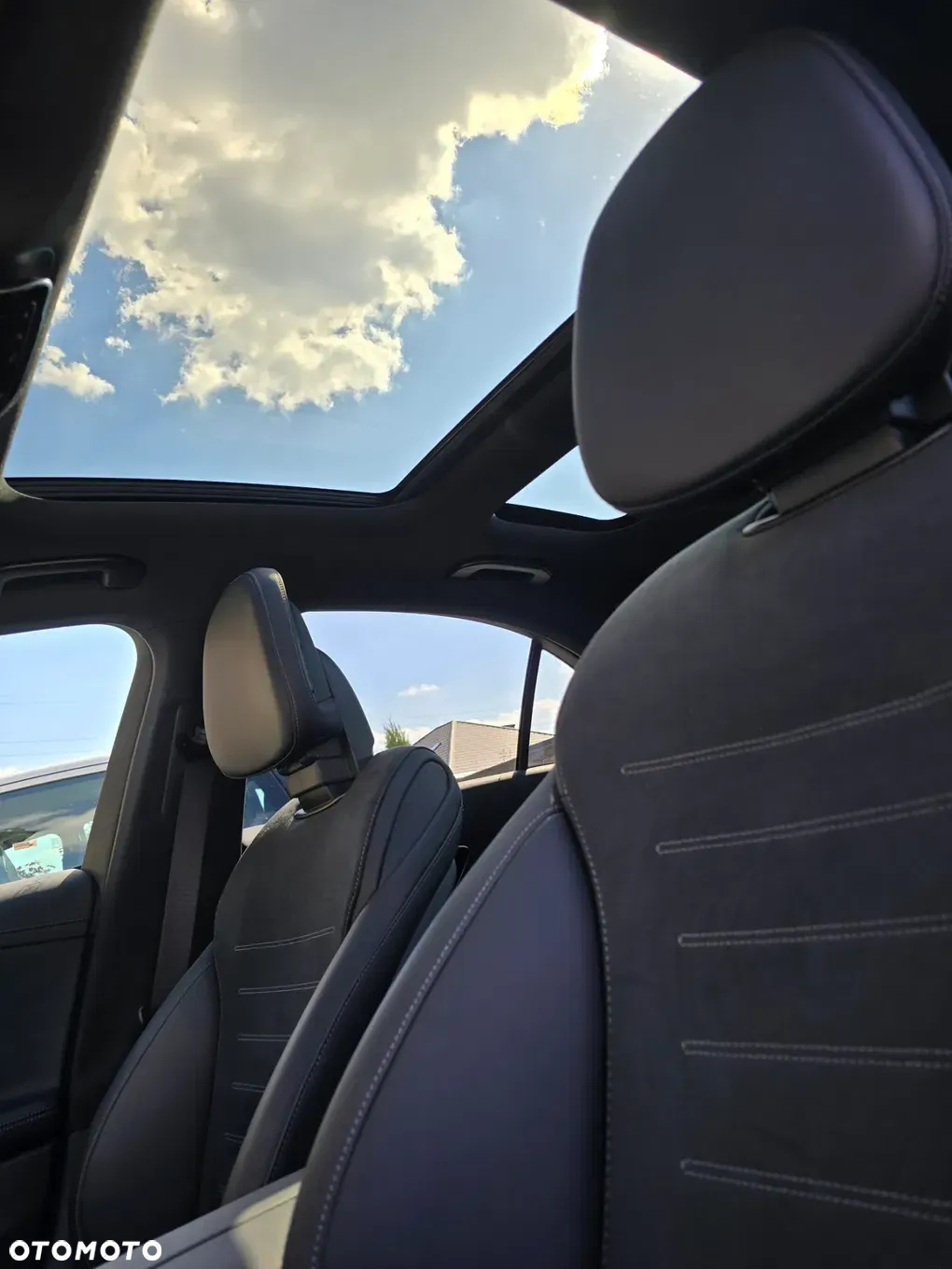 Mercedes-Benz Klasa C 300 4MATIC 9G-TRONIC - 14