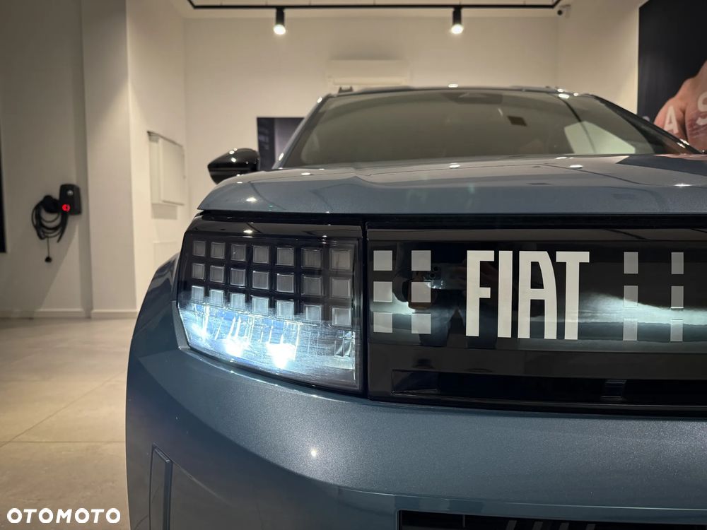 Fiat Grande Panda 1.2 mHEV La Prima eDCT - 12