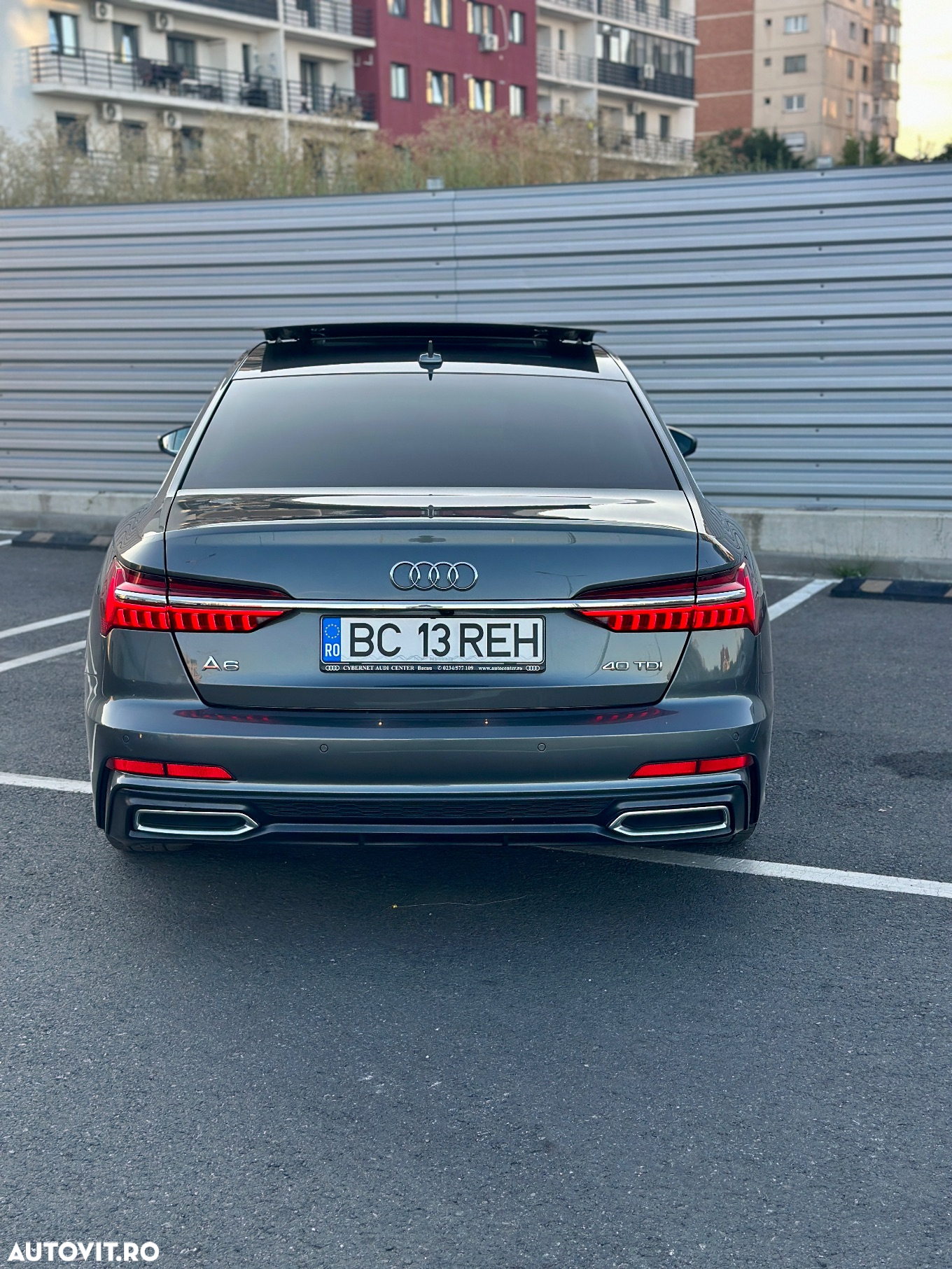 Audi A6 Avant 40 TDI S tronic S line - 14